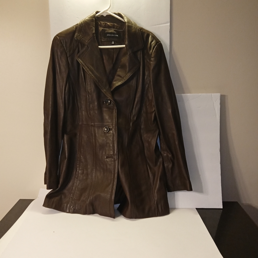 Jones New York man jacket pre-owned